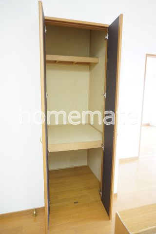 熊本市南区近見４丁目の賃貸マンションの収納