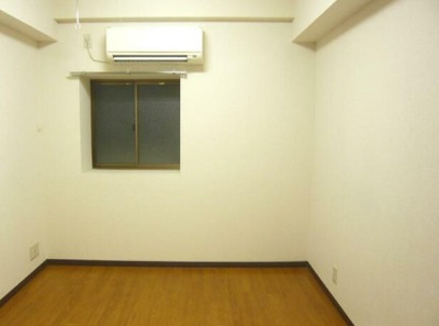 【洋室】 | 三幸ビル