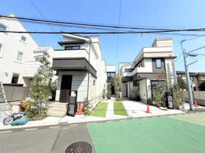 【外観】 | 【仲介手数料４００万円が無料！！】■屋上（スカイバルコニー）■リビング吹抜け■内覧可 | 【仲介手数料４００万円が無料！！】
■１号棟、３号棟は屋上（スカイバルコニー）付き
■２号棟はリビング吹抜け天井
■耐震性能などが最高等級
■内覧可能