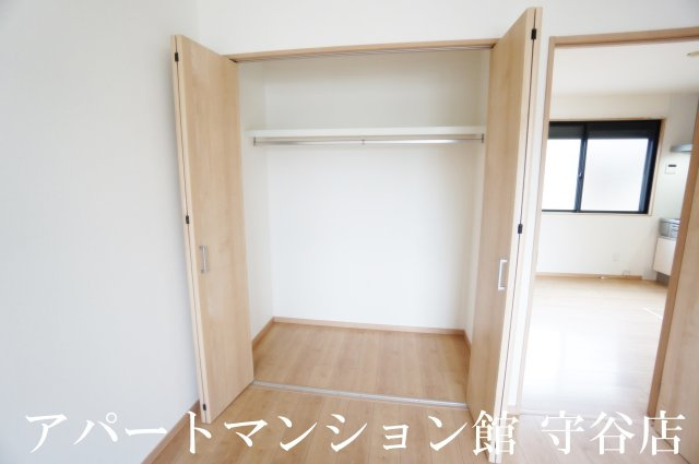 クレセントコートの収納|類似です