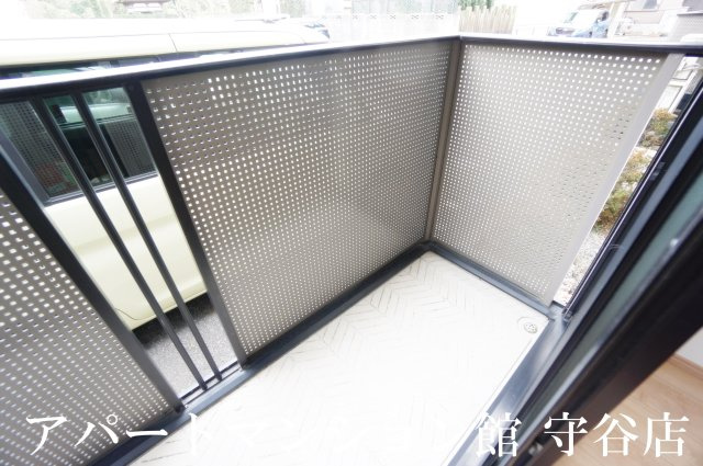 クレセントコートのバルコニー|類似です