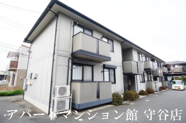 クレセントコートの外観