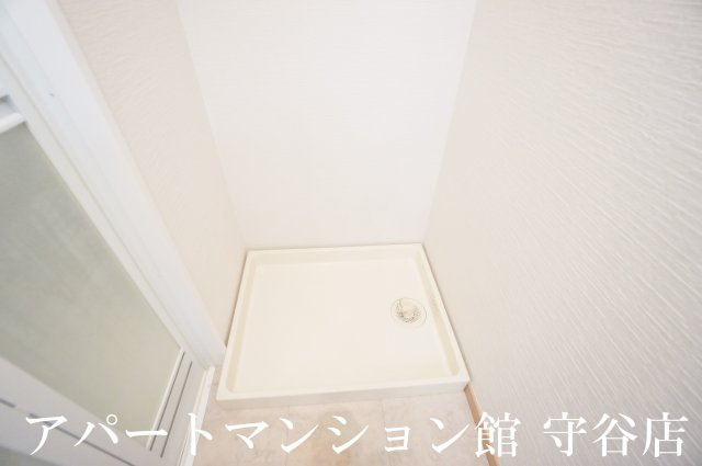 クレセントコートのその他|類似です