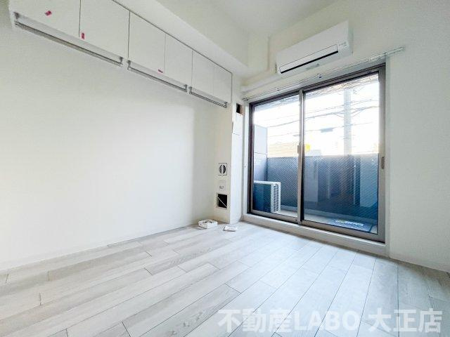 プレサンス大正エミナンスの洋室