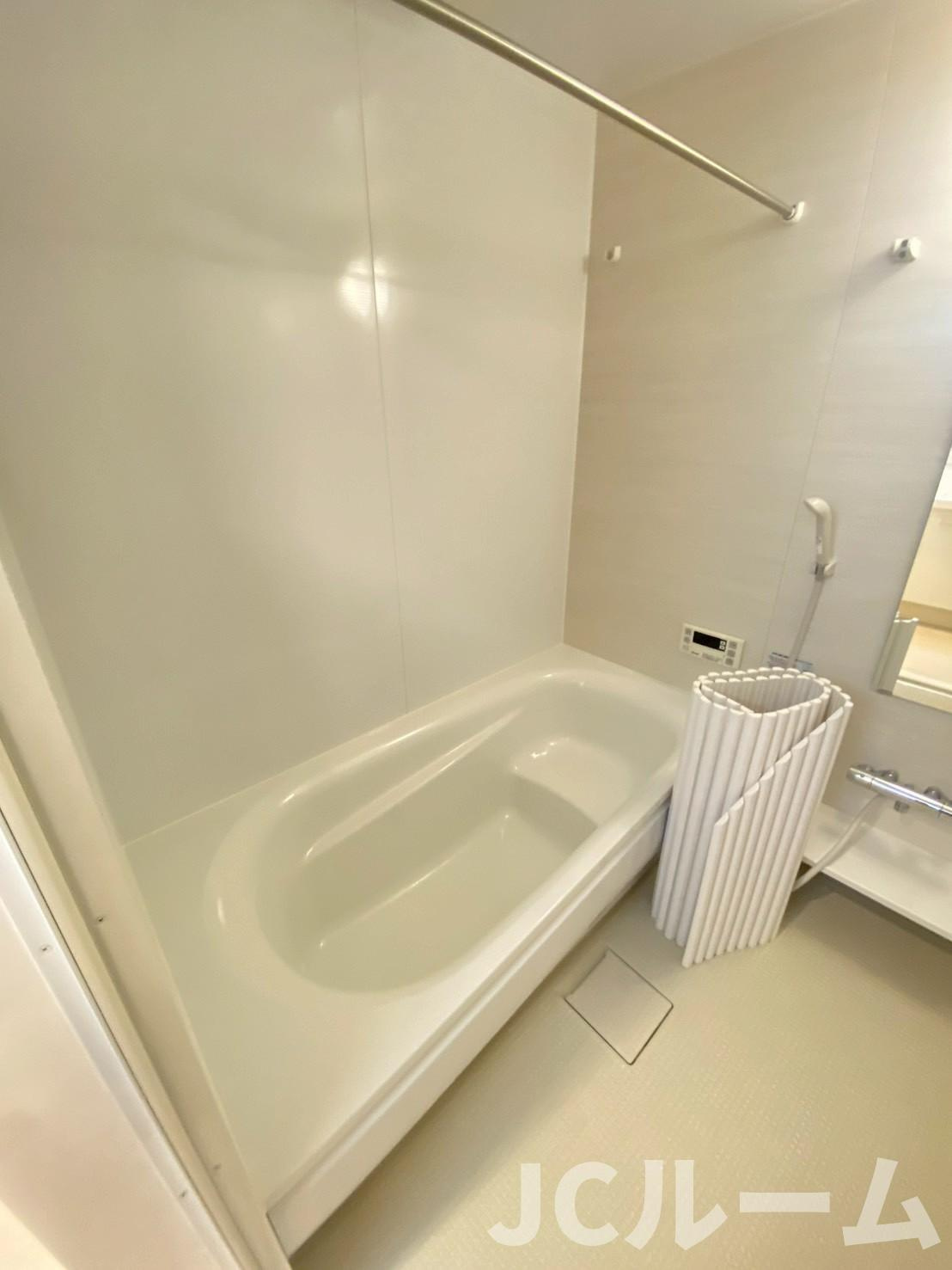 グランシャリオ A棟の浴室