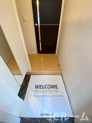 グランシャリオ A棟の玄関