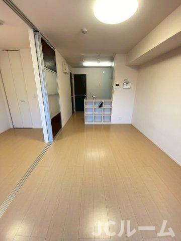 グランシャリオ A棟の居間・リビング