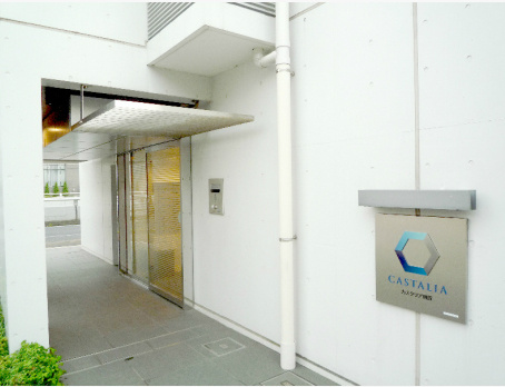 カスタリア用賀のエントランス|清潔なエントランスです