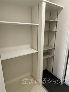 広島市安佐北区口田南１丁目のアパートの玄関