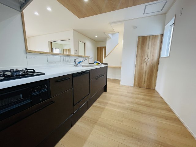 【キッチン】 | 深谷市天神町　　新築戸建　　全４区画　4号棟