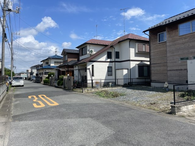 【前面道路含む現地写真】 | 熊谷市玉井５丁目　中古戸建