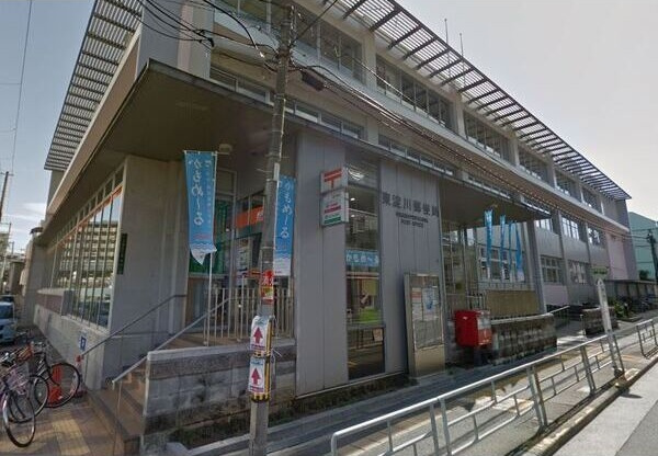 プレスティージュ・アイの周辺