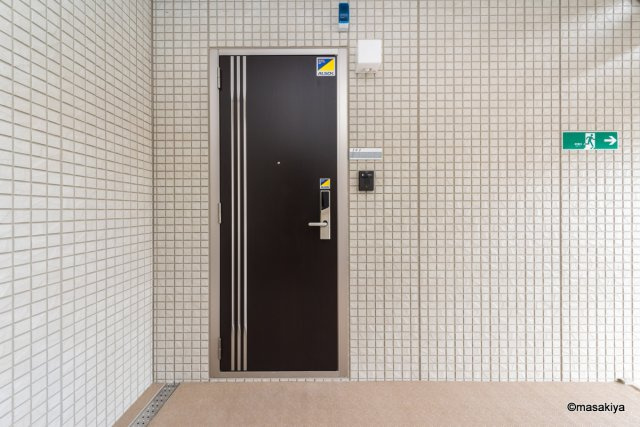 ワンステップのエントランス