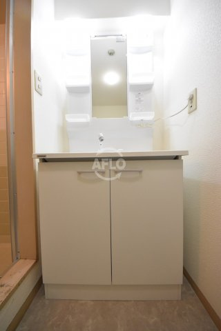 リブラン淀の独立洗面台|リブラン淀　独立洗面化粧台