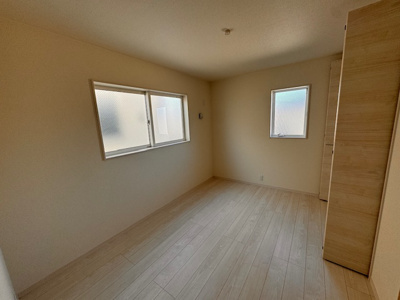 【洋室】 | LiveleGarden北区楠味鋺《仲介手数料無料》 | LINEから簡単お問合せ可能！
友達検索で@nqk7328tです！。