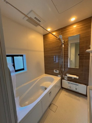 【浴室】 | GRAFARE北区六が池町全１棟《仲介手数料無料》 | LINEから簡単お問合せ可能！
友達検索で@nqk7328tです！。