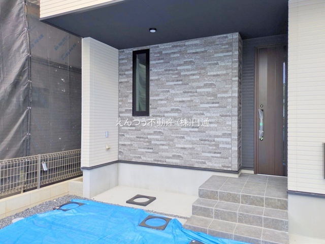 ケイアイスタイル神前町2期の玄関