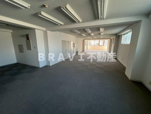 タカシマ第5ビルの内装