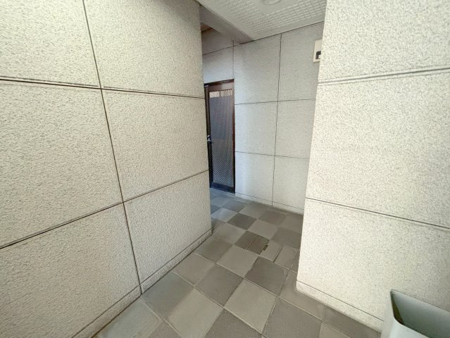 アドミラブルのロビー