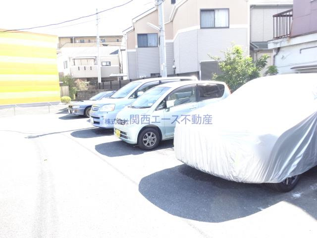 【駐車場】 | レオパレスフォレストⅡ