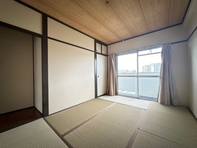 カノープス千里の内装