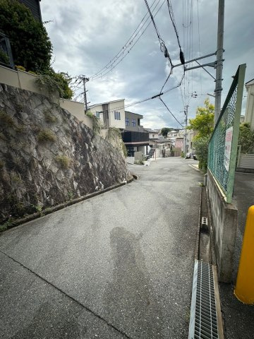 カノープス千里の周辺