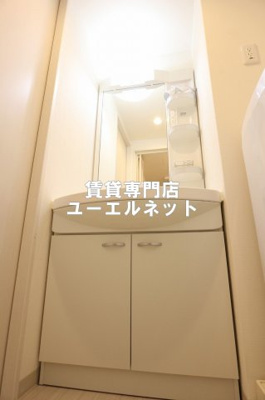 【独立洗面台】 | Fortuney江坂2 | 清潔感ある独立洗面台で毎日気持ちよく♪