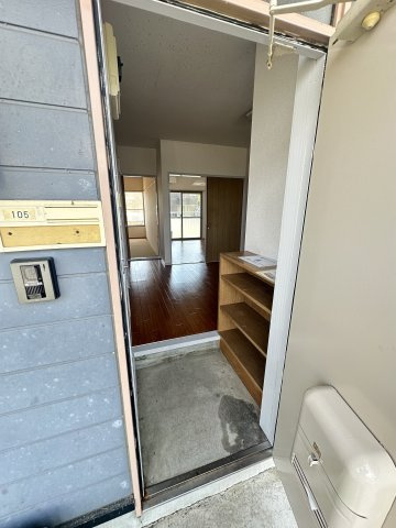 コーポ大谷原の玄関