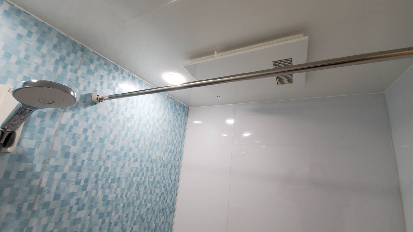 ダイアパレスビッグウィング深谷（内装一部リフォーム済）の冷暖房・空調設備|浴室換気乾燥機