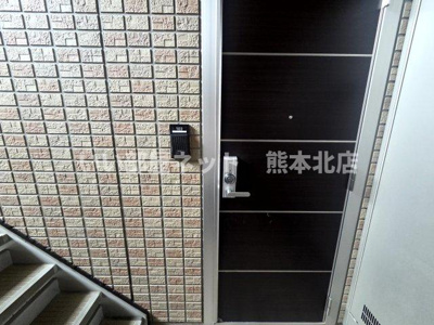 【玄関】 | エスターブレ