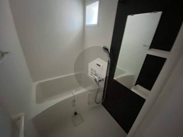 荒本フラワーレジデンスの浴室