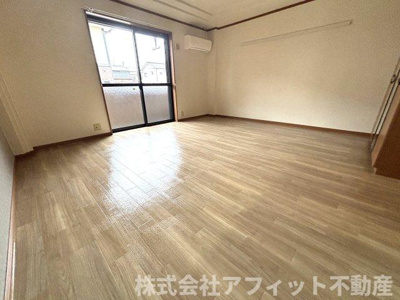 【居間・リビング】 | アコードパレス | 洋室12.4帖　