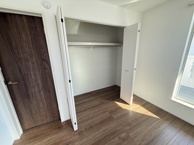 ハートフルタウン前橋市朝日町3丁目29番　A号棟の収納|2階洋室1収納です