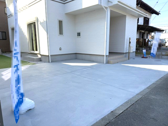 ハートフルタウン前橋市朝日町3丁目29番　A号棟の駐車場|駐車場もキレイに整備されています。並列２台駐車可能です。