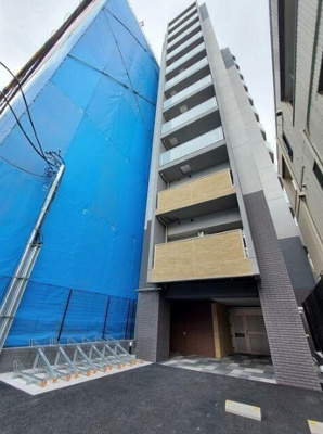 【外観】 | ORSUS　NAKANO | 鉄筋コンクリート造のがっちりとした建物。