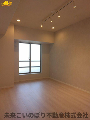 【寝室】 | アルーサ北与野ノースピア上落合２号棟 | 落ち着いて過ごせるお部屋なので、寝室にいかがでしょうか