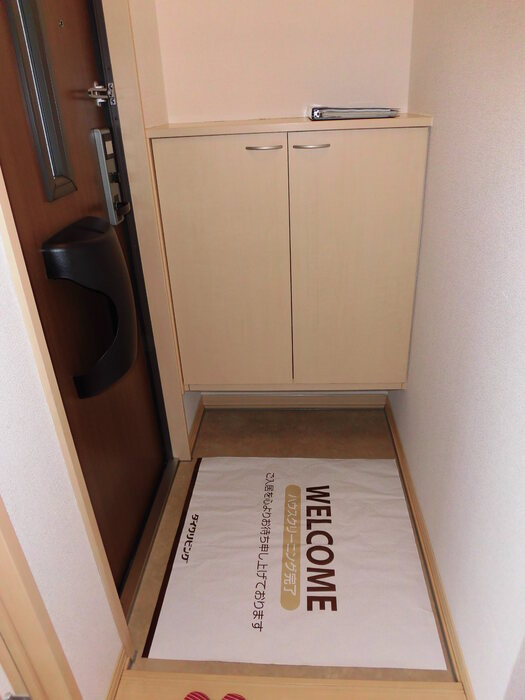 エテルナ須屋　B棟の玄関