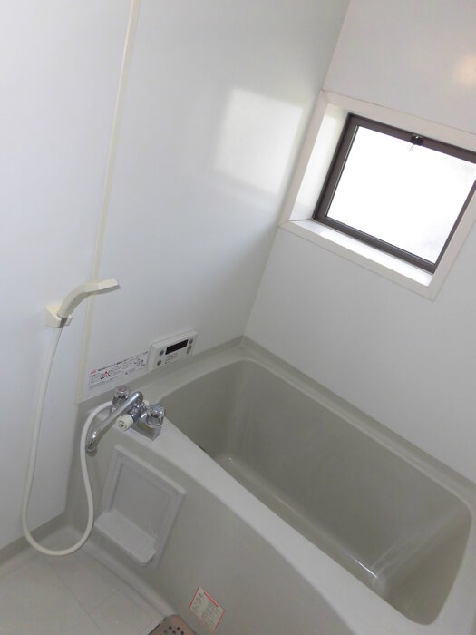 エテルナ須屋　B棟の浴室