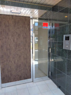 MAISONAKASHIのエントランス