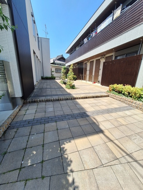 イル・ラシーヌ　北棟のロビー