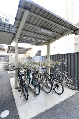 【その他共用部分】 | メゾン・ド・ヴィレ白金台 | 駐輪場