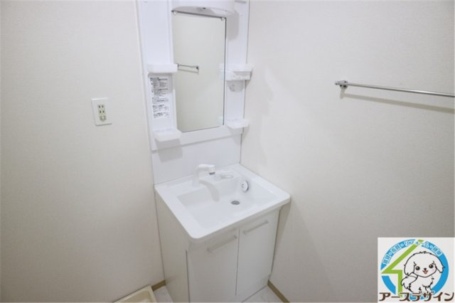 プリシェール西明石の洗面所|パース写真