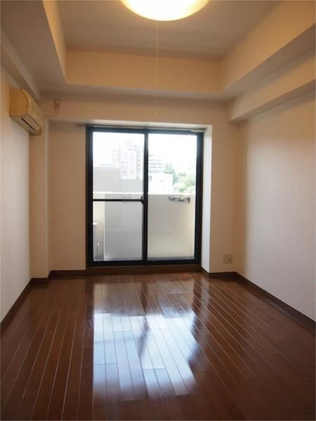 ルーブル文京音羽の居間・リビング|洋室