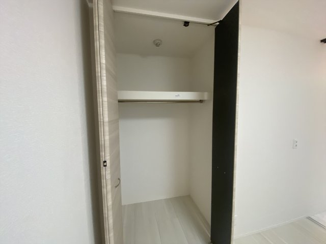 プレミア西条中央A棟の収納
