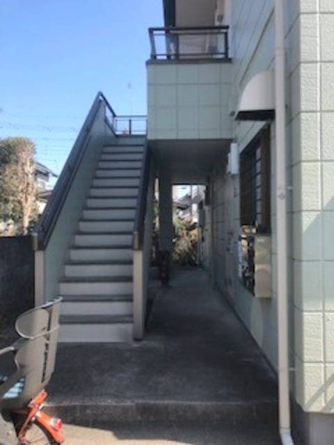 メゾンカトレアのエントランス|★閑静な住宅地★