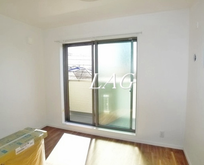 【居間・リビング】 | カサグランデⅥ | 洋室のお部屋です。