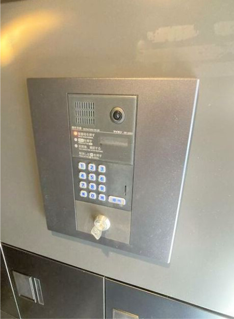 Fullea若林　築浅　礼金0　ネット0　セキュリティ完備のエントランス