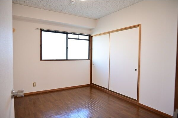 高田ビルの設備