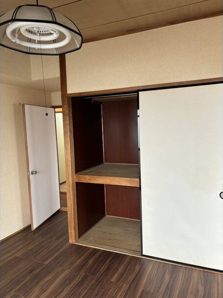 高田ビルの収納