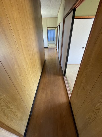 西岩崎貸家の内装